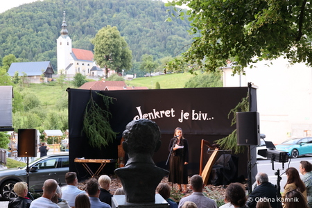 Odprtje Križnikovega festivala v Motniku.jpg