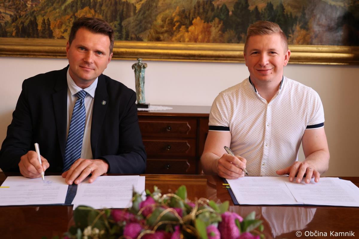 Podpisana koncesijska pogodba za opravljanje javne službe v osnovni zdravstveni dejavnosti v Ob…